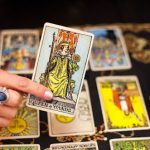 Cum sa alegi citirea de Tarot cea mai potrivita pentru tine