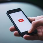 In curand vei putea cumpara un videoclip viral: YouTube intentioneaza sa intre pe piata NFT
