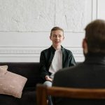 O practica blanda pentru a debloca starile emotionale dificile: logosinteza